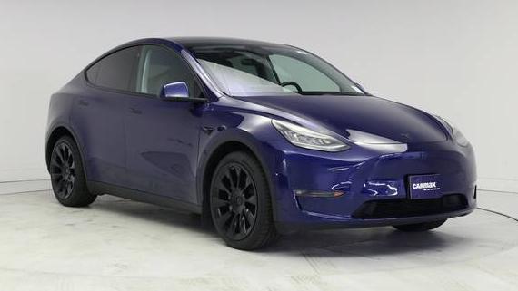 TESLA MODEL Y 2022 7SAYGDEE6NF343921 image